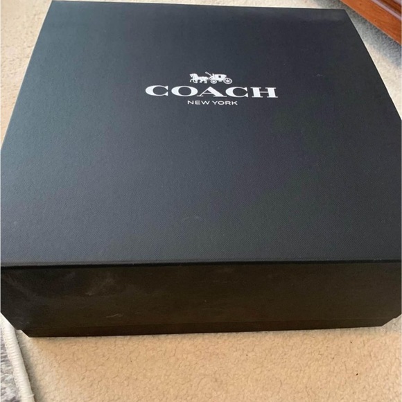 Coach Purse - Picture 7 of 7